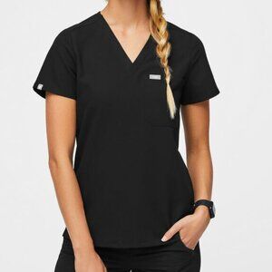 Catarina One-Pocket Scrub Top